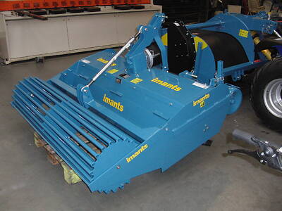 Koppert-machines-grondbewerking-spitten-frees