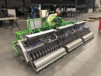 Koppert-machines-Zaaimachine-getrokken